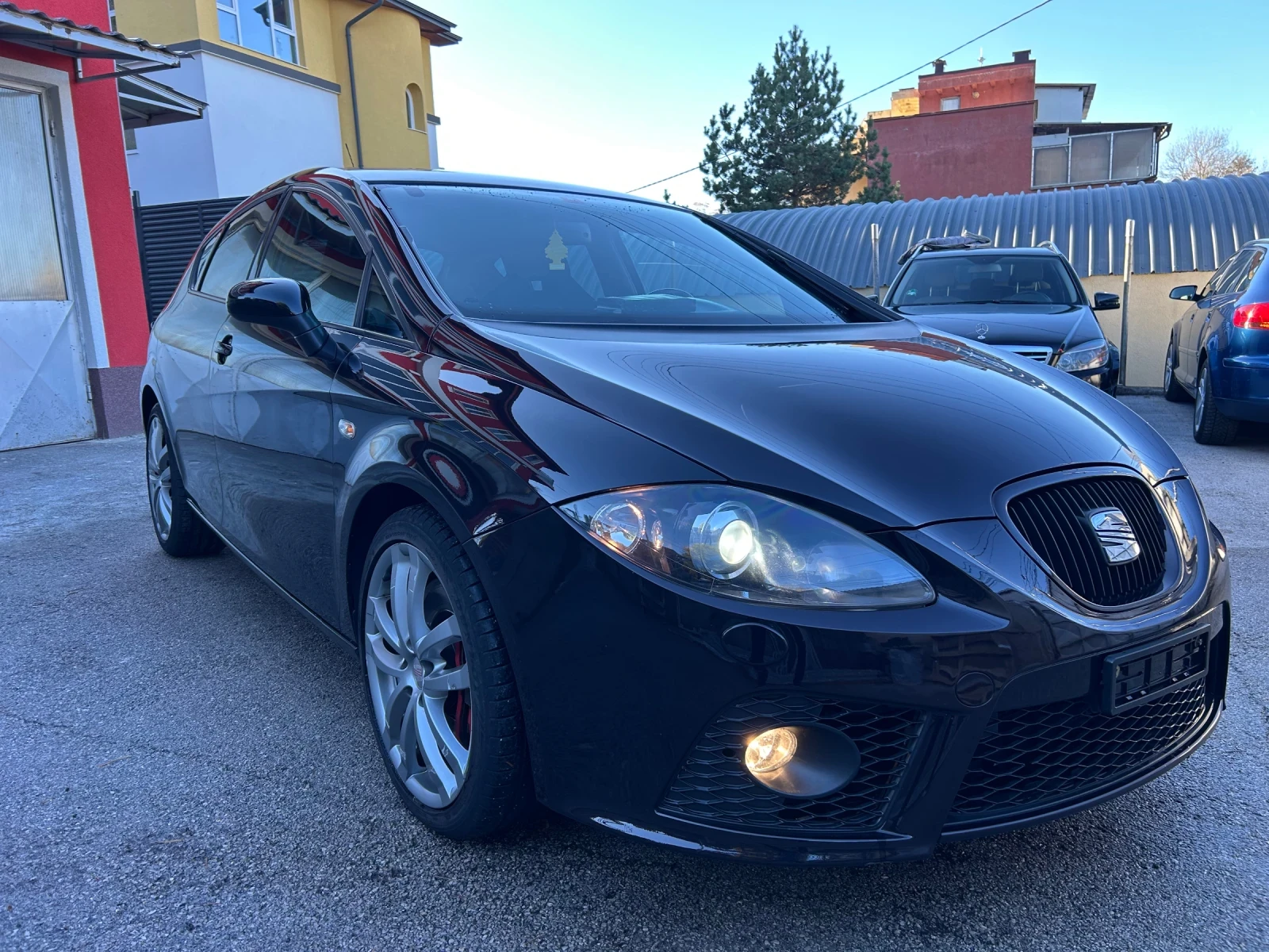 Seat Leon Cupra-R, снимка 7 - Автомобили и джипове - 54607547
