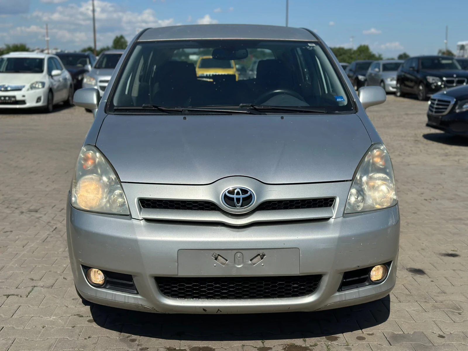 Toyota Corolla verso / 2.0D / D4D / , снимка 8 - Автомобили и джипове - 55231822