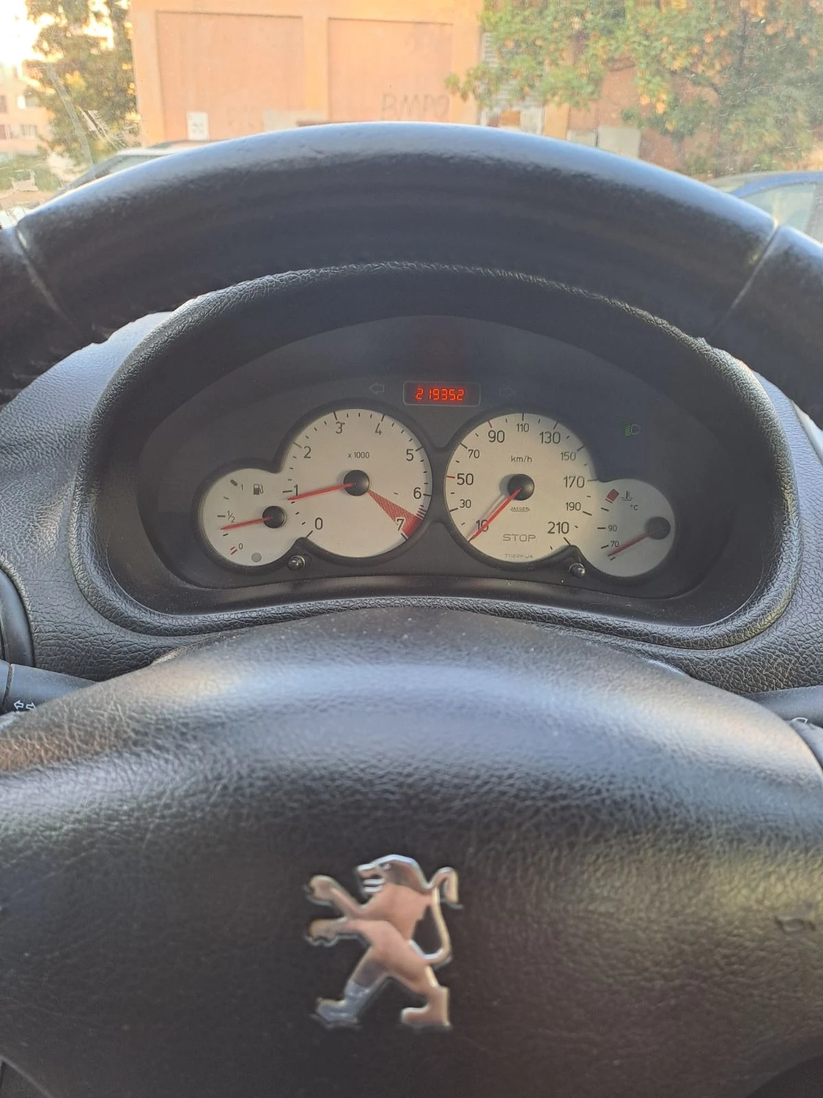 Peugeot 206 CC , снимка 12 - Автомобили и джипове - 55946244