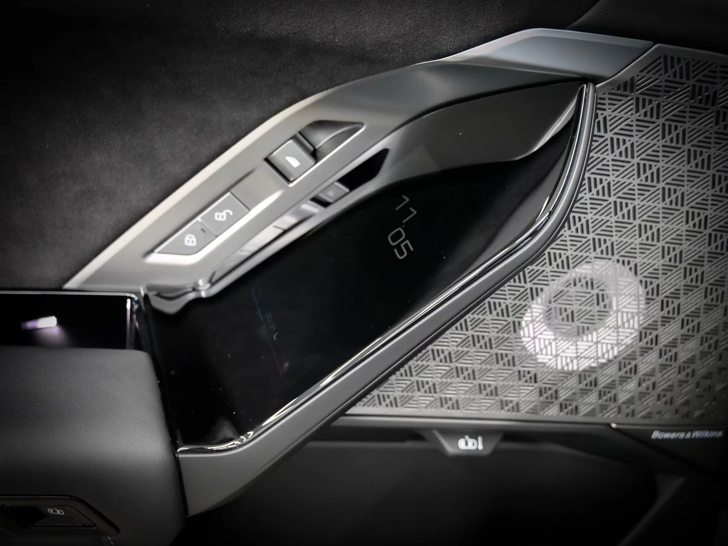 BMW 740 FACELIFT XDRIVE M-SPORT-PRO B&W PANORAMA , снимка 17 - Автомобили и джипове - 55968106