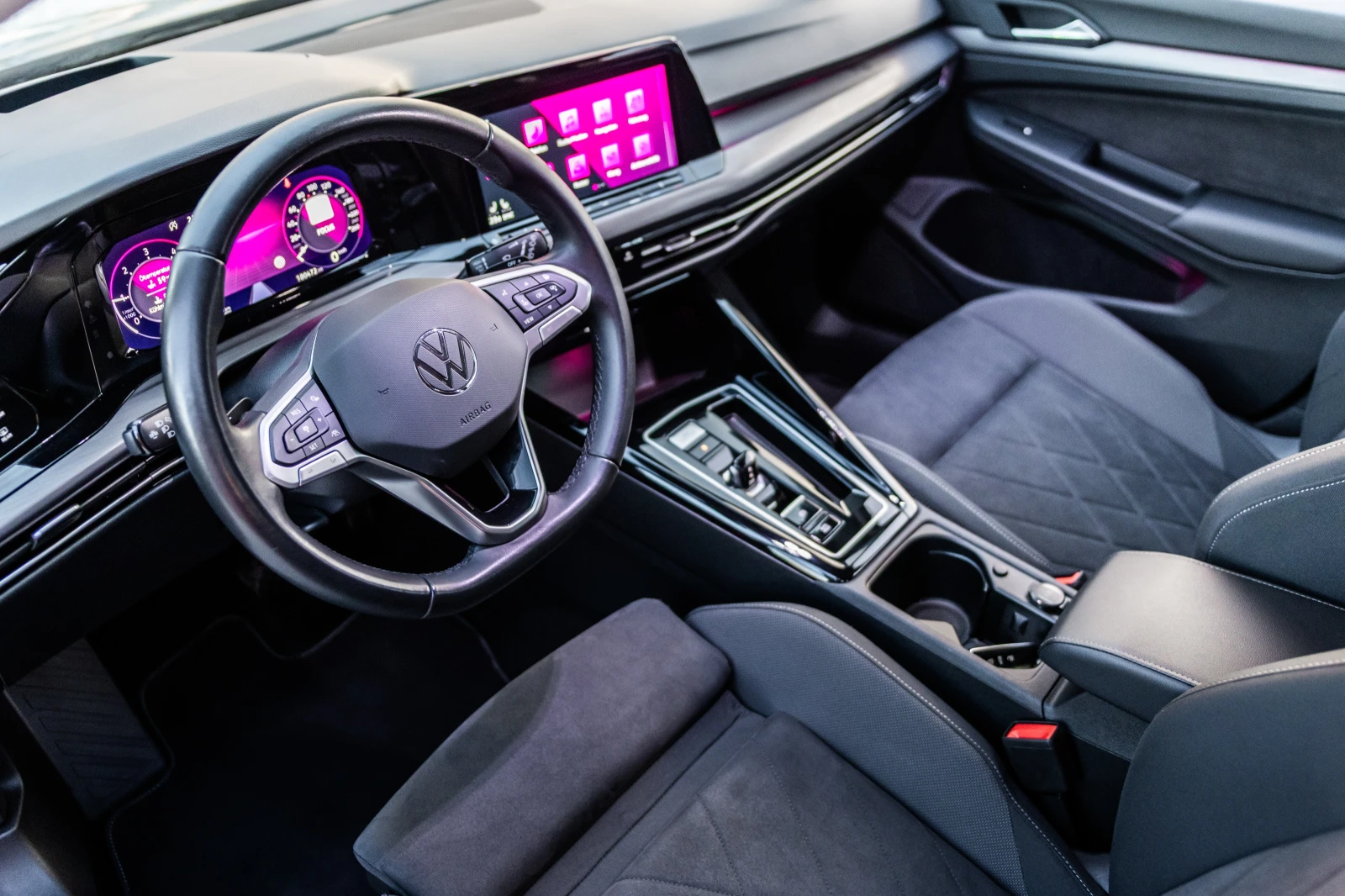 VW Golf VIII 2.0�DI::Style::IQ LED::DSG | Mobile.bg � ����������� 10
