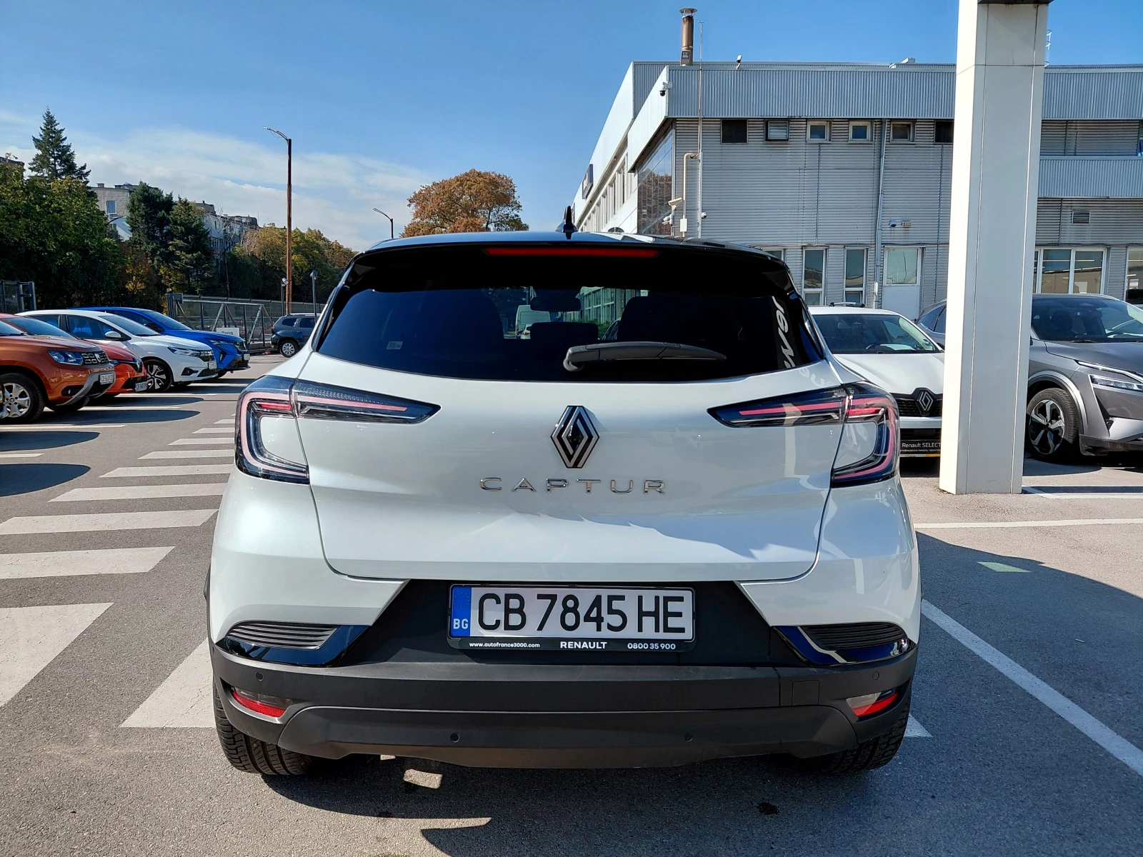 Renault Captur 1.3TCe/140к.с/techno, снимка 6 - Автомобили и джипове - 56691657