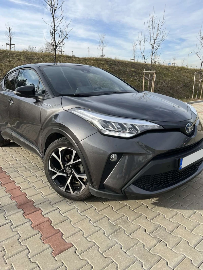 Toyota C-HR 2.0 Hybrid e-CVT, снимка 1 - Автомобили и джипове - 48439922