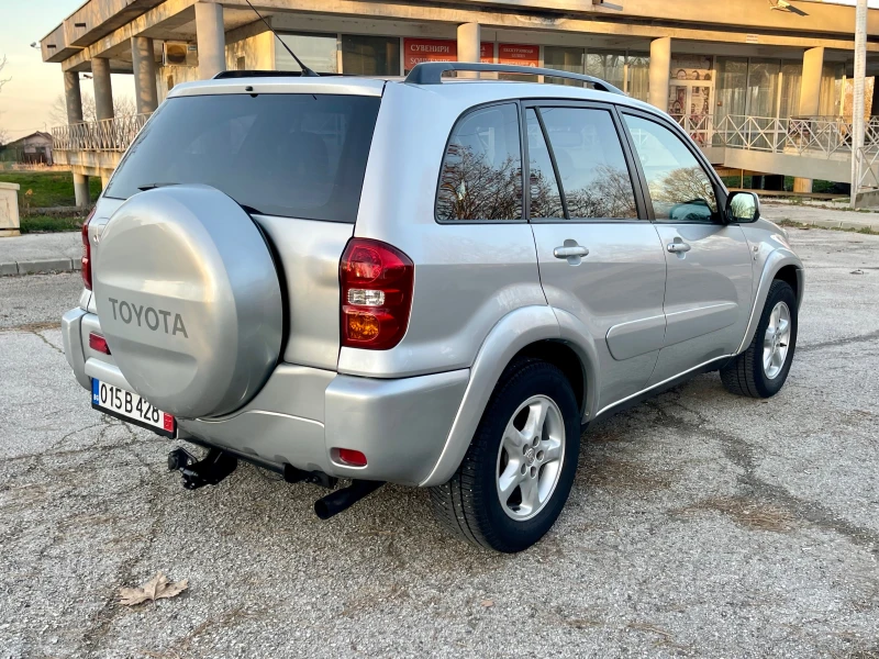 Toyota Rav4 2.0* D-4D* 116k.c.Facelift* Кожа* 4X4* , снимка 4 - Автомобили и джипове - 49409787