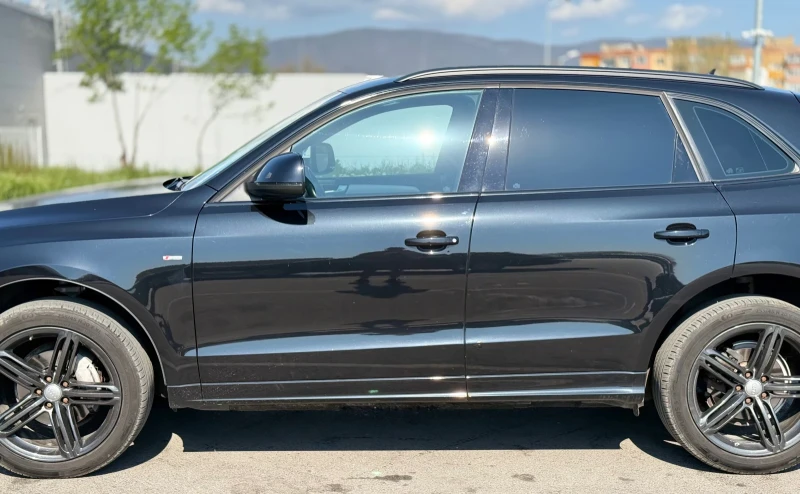 Audi Q5 2.0ТFSI* 3x S-LINE* Памет* Панорама* B&O* Deadzone, снимка 2 - Автомобили и джипове - 52637372