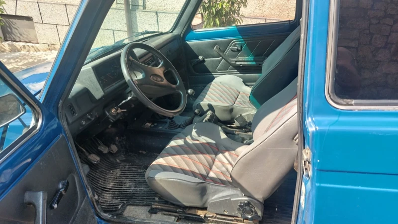 Lada Niva, снимка 11 - Автомобили и джипове - 52154930