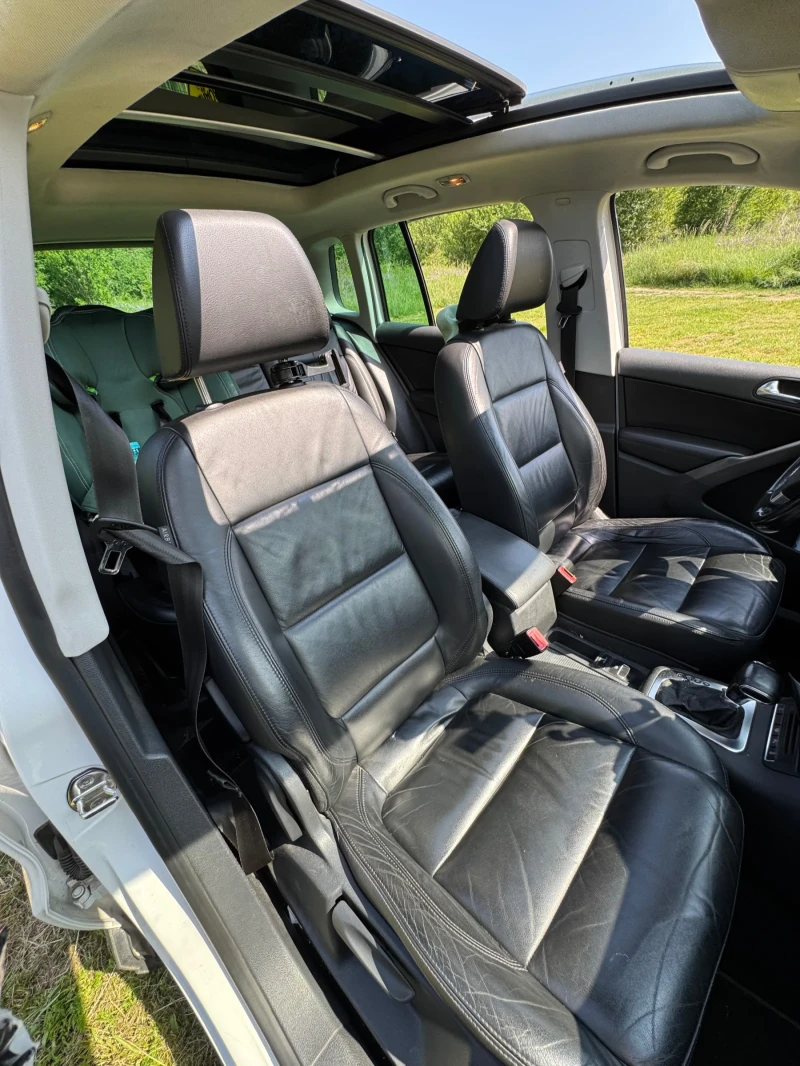 VW Tiguan, снимка 6 - Автомобили и джипове - 52351924