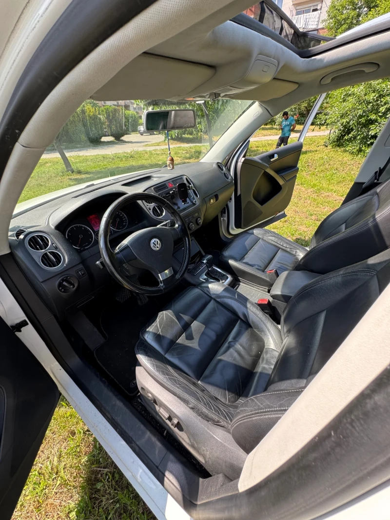 VW Tiguan, снимка 8 - Автомобили и джипове - 52351924