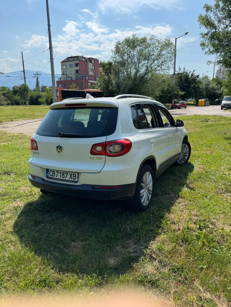 VW Tiguan, снимка 4 - Автомобили и джипове - 52351924