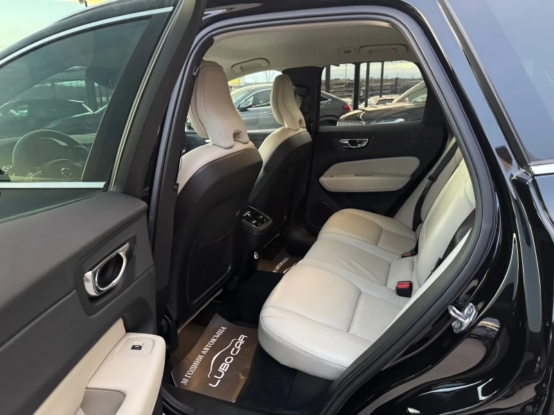 Volvo XC60 2.0D-D4-AWD-HARMAN KARDON-BLIND SPOT-PILOT ASSIST, снимка 15 - Автомобили и джипове - 52506542