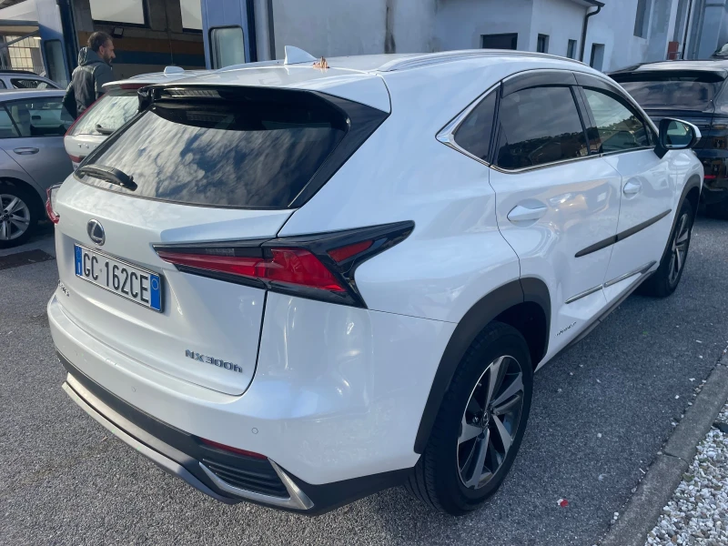 Lexus NX 300h LUXURY / CARTIER / TOP!, снимка 3 - Автомобили и джипове - 52666304
