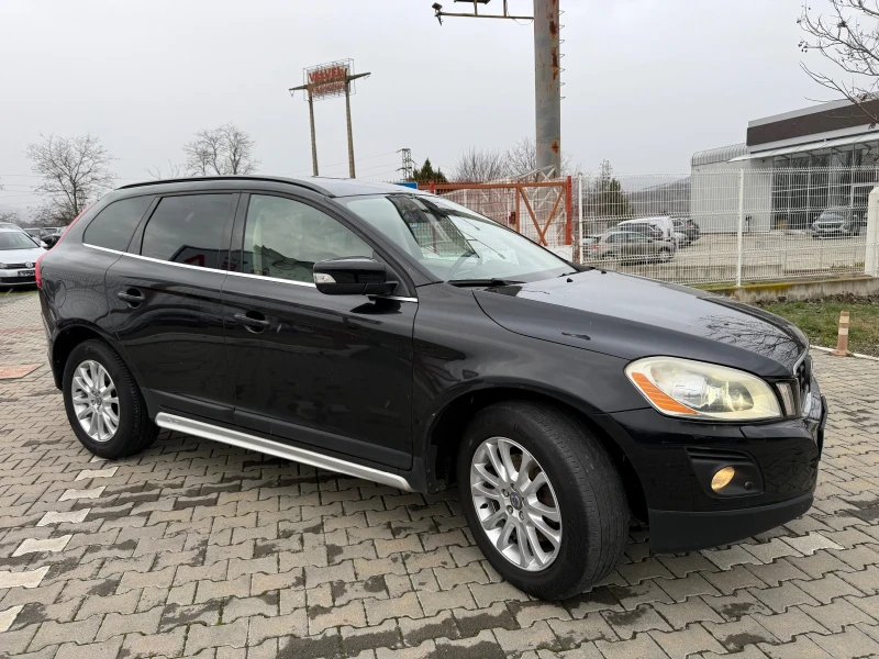 Volvo XC60 * D5* 185HP* AWD* SUMMUM* РЪЧКА* , снимка 3 - Автомобили и джипове - 53105979