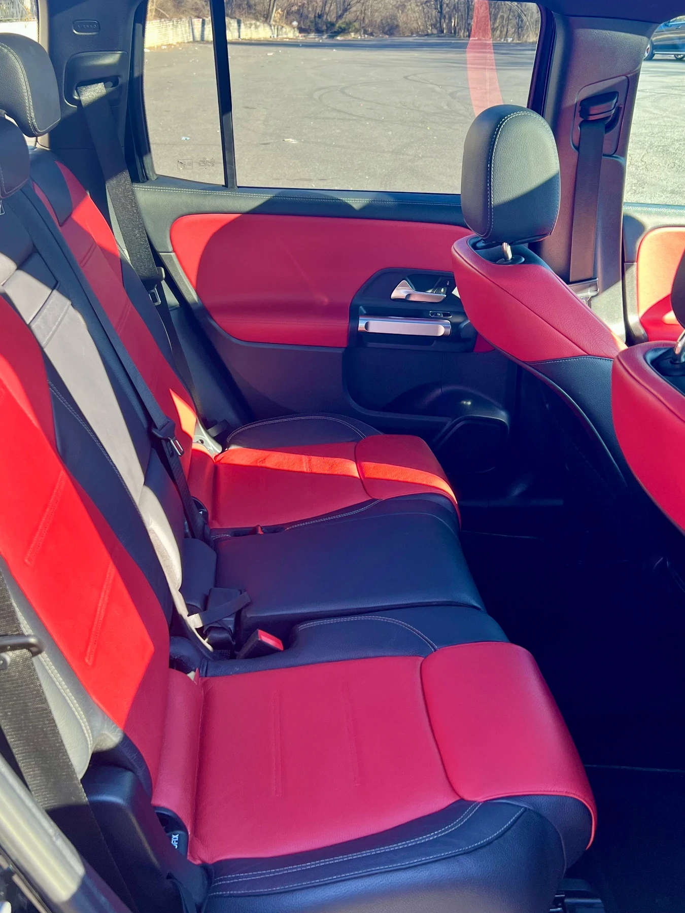 Mercedes-Benz GLB Mercedes-Benz GLB 250 4matic AMG line | Mobile.bg   12