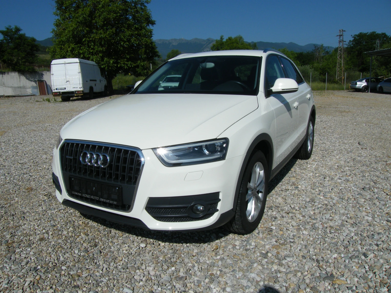 Audi Q3 2.0TDI QUATTRO - изображение 2