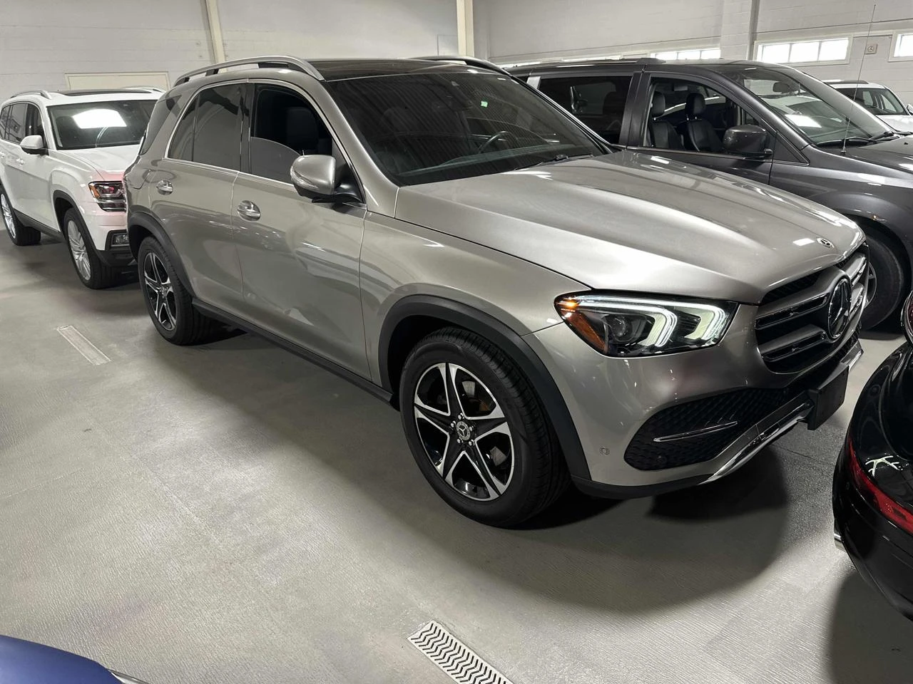 Mercedes-Benz GLE 350 4MATIC* Авто финансиране* Карфакс - изображение 3