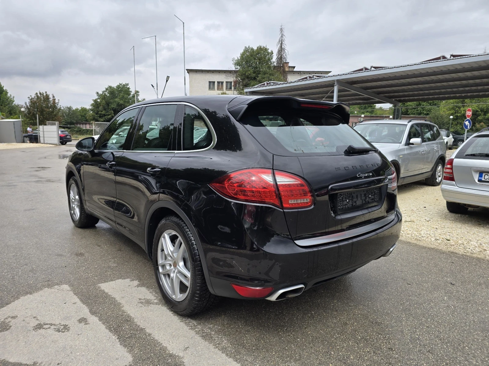 Porsche Cayenne 3.0D 240к.с Топ състояние  - изображение 3