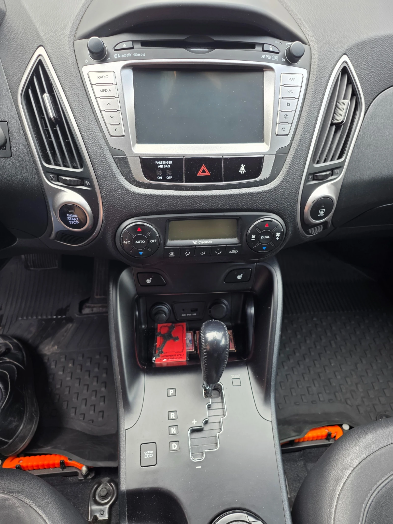 Hyundai IX35 2.0 CRDI 4WD - изображение 9