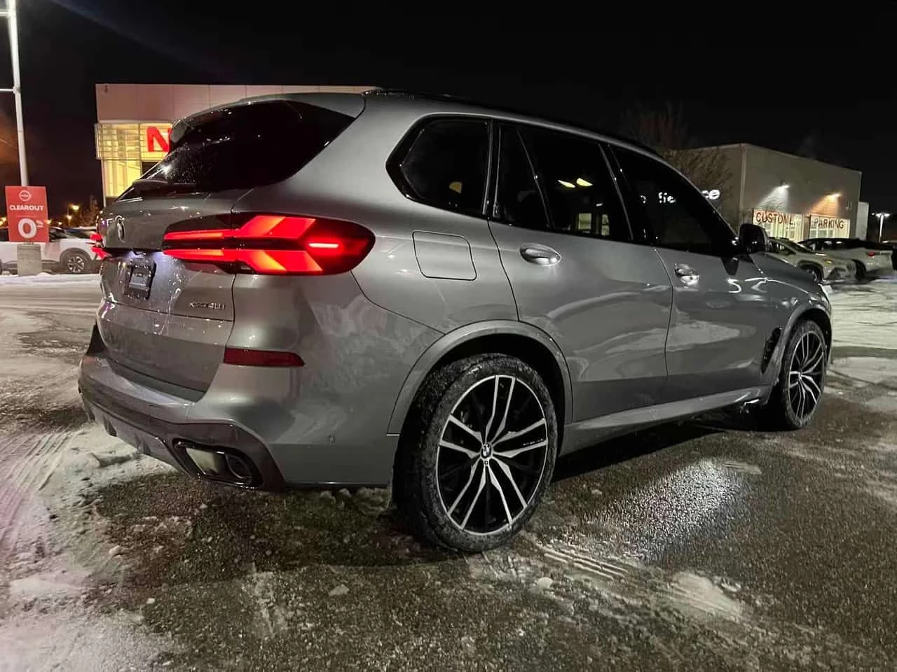 BMW X5 * xDrive40i * DISTRONIC* МАСАЖ* AMBIENT* HUD* H/K*, снимка 3 - Автомобили и джипове - 54184875