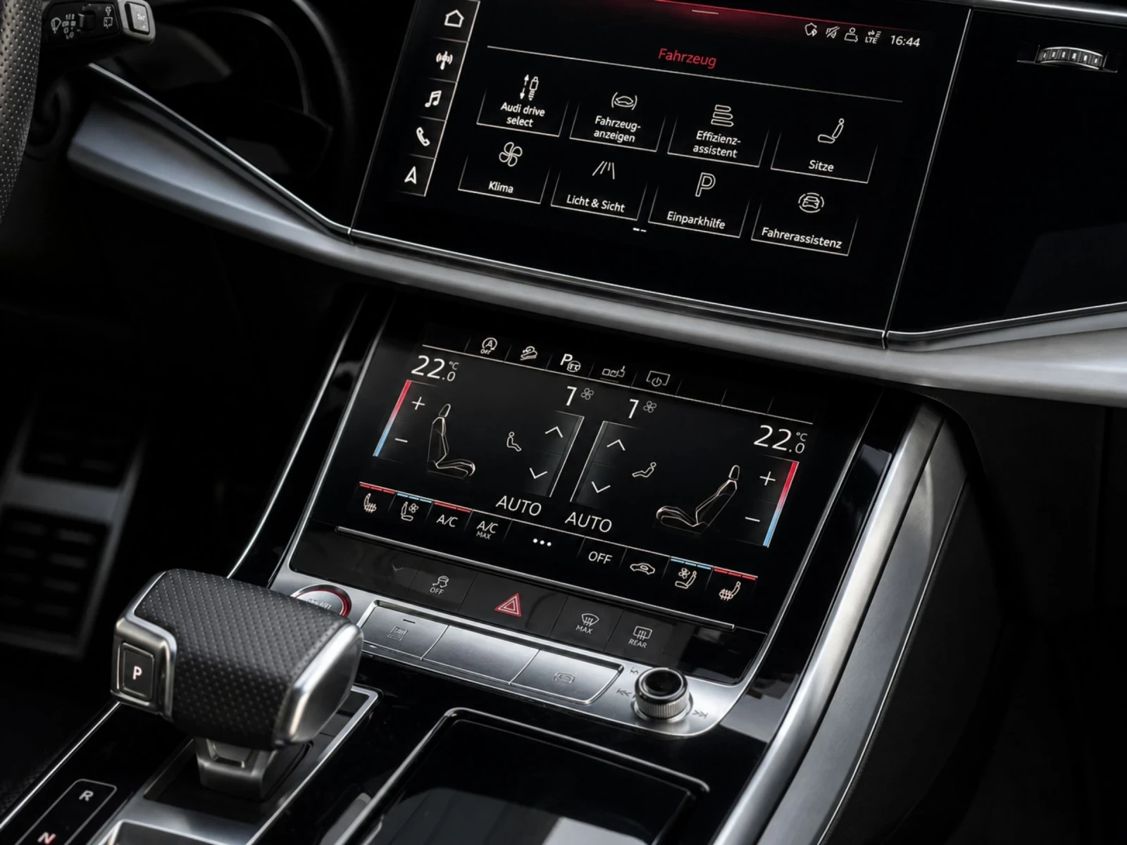 Audi SQ8 ОЧАКВАН ВНОС Audi SQ8 EXCLUSIVE* CAM* PANO* , снимка 9 - Автомобили и джипове - 54378574