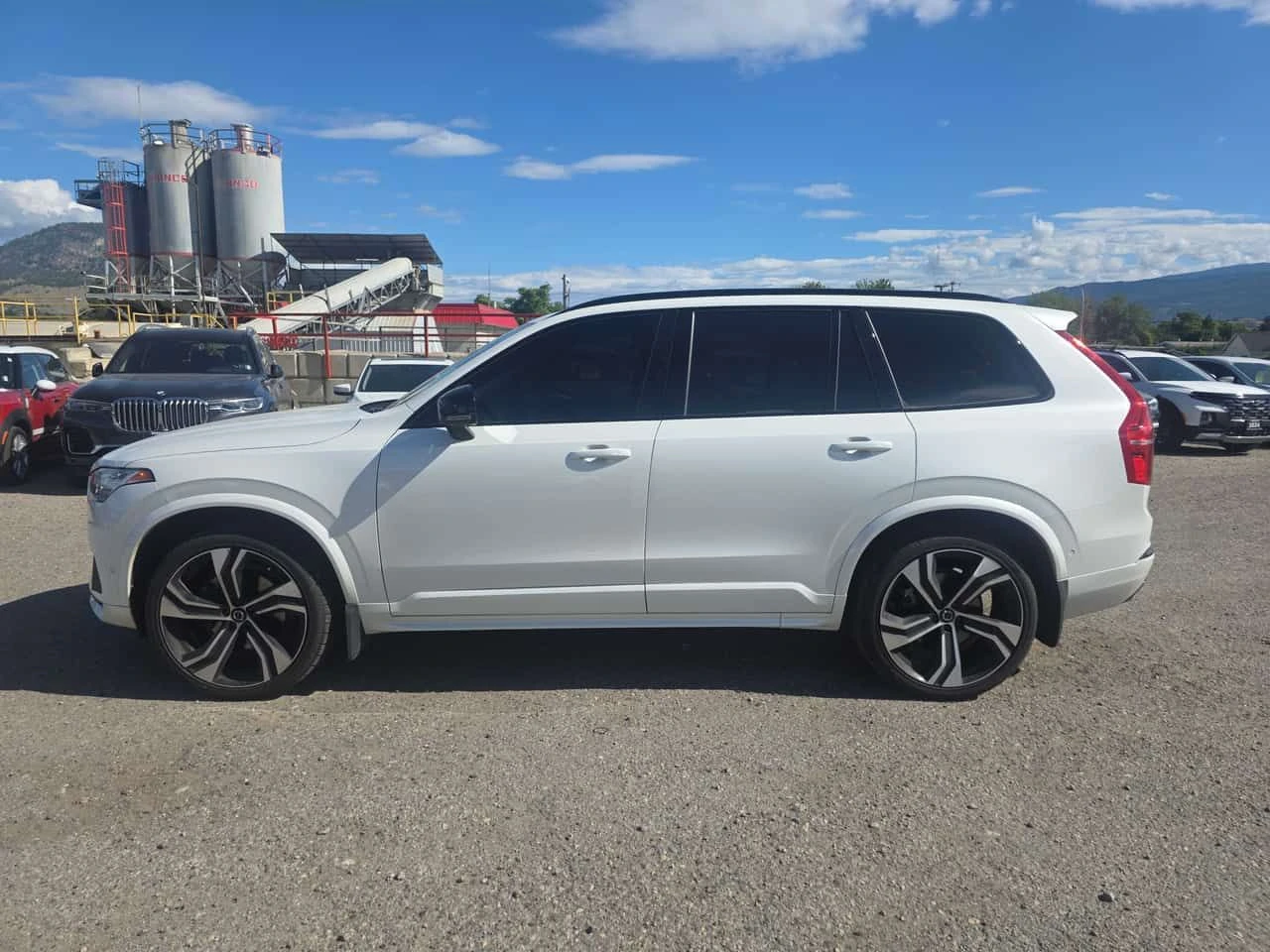 Volvo Xc90  Ultimate Dark Theme | HEAD-UP | B&O | MEMORY , снимка 2 - Автомобили и джипове - 54959258