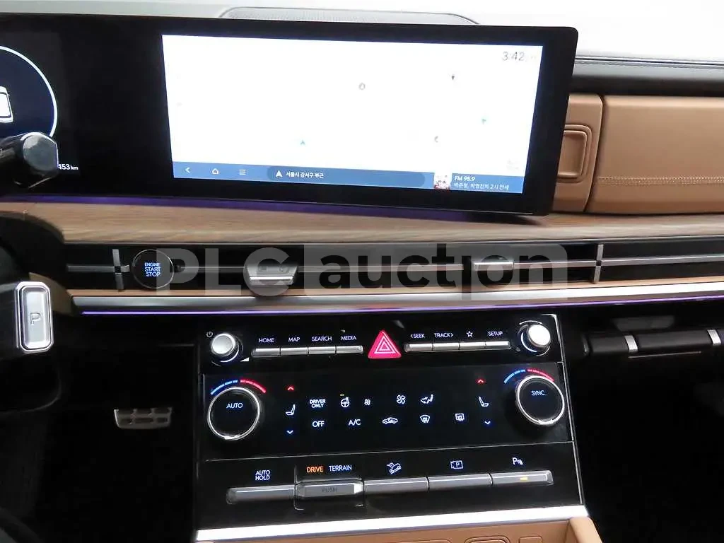 Hyundai Santa fe Hybrid 4x4| 360| DIST| HEAD-UP| ВКЛ.ТЕХНОТЕСТ, снимка 10 - Автомобили и джипове - 55085431
