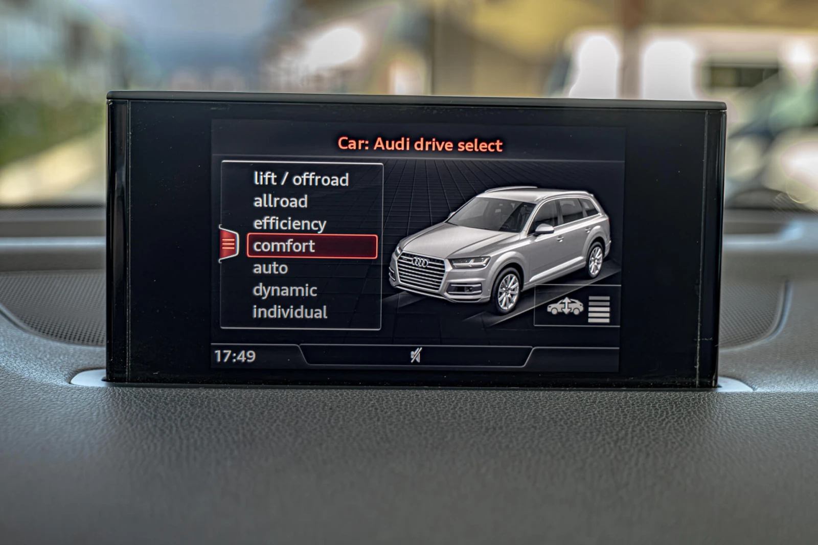 Audi Q7 3.0TDI/Sline/Камера/Панорама/6+ 1/Quattro, снимка 10 - Автомобили и джипове - 55751611