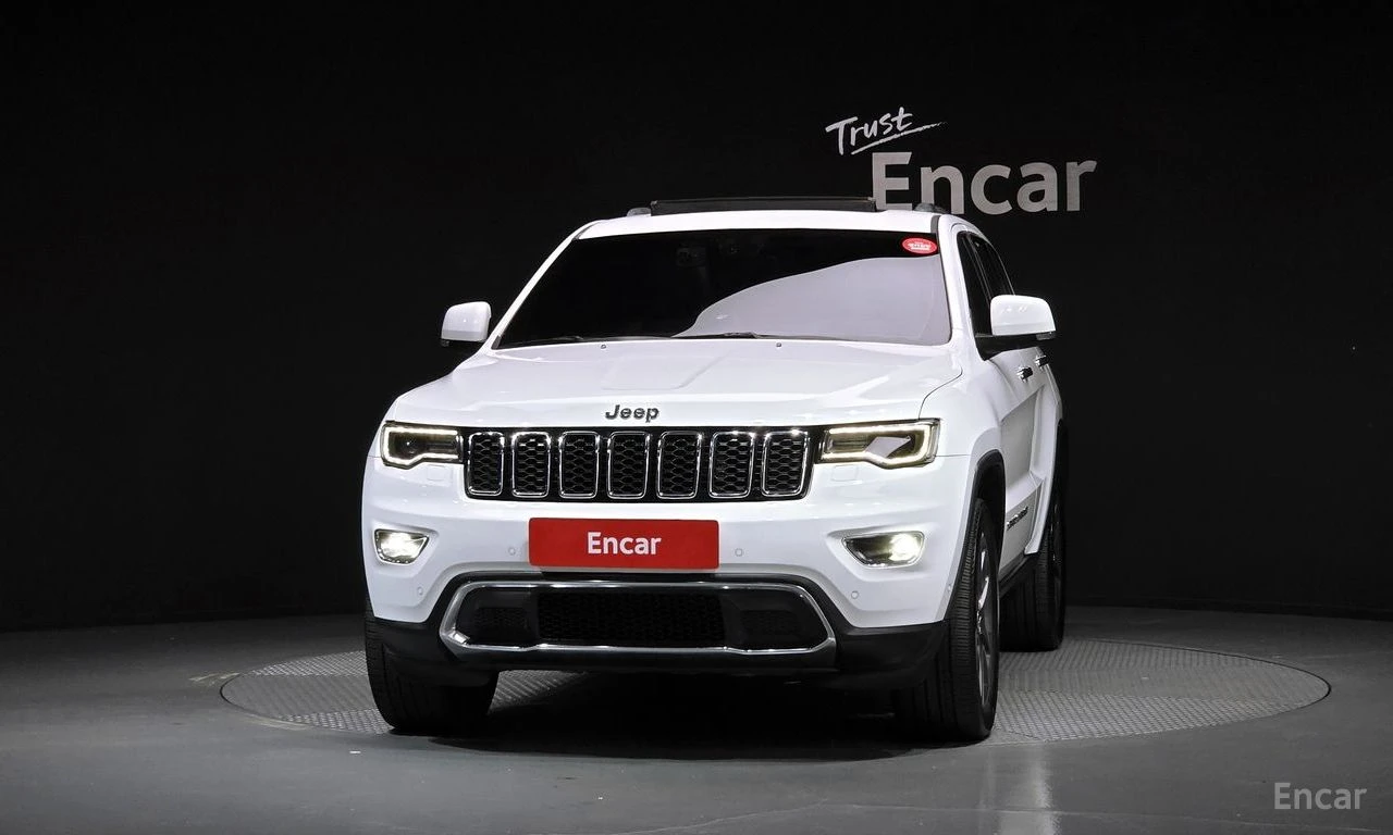 Jeep Grand cherokee 3.6* V6* 8ZF* ПОДГРЕВ* ОБДУХВАНЕ* КАМЕРА* КЕЙЛЕС* , снимка 3 - Автомобили и джипове - 55954658