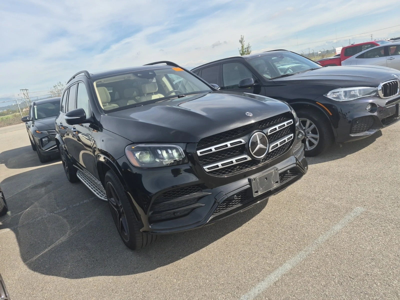 Mercedes-Benz GLS580 * AMG Line * Обслужен * CARFAX * 