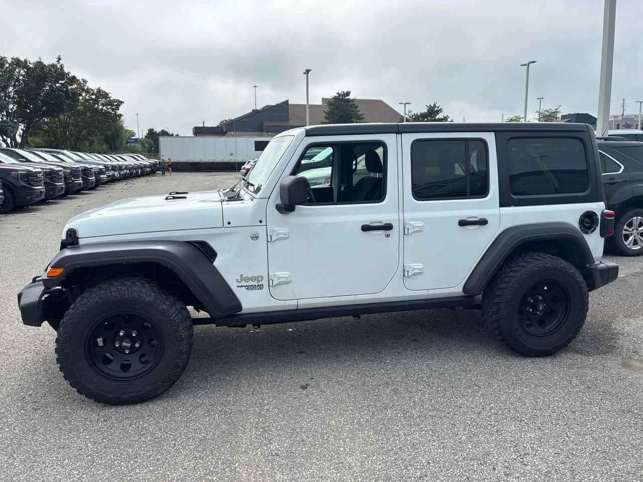 Jeep Wrangler, снимка 2 - Автомобили и джипове - 56700047