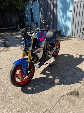 ����� �� �������� �� BMW F 900 R