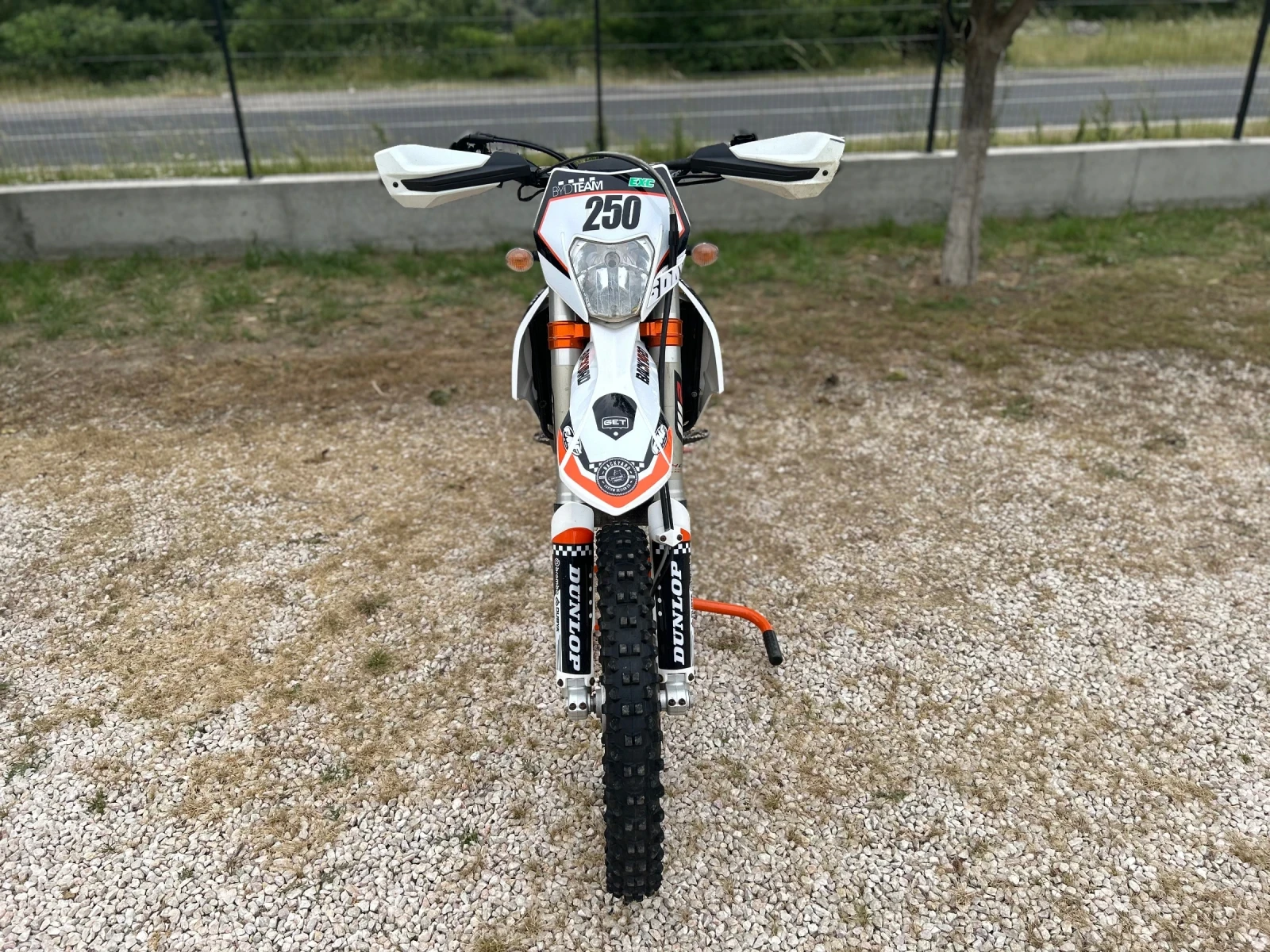 Ktm 250 EXC-F Six Days AKRAPOVIC - изображение 5