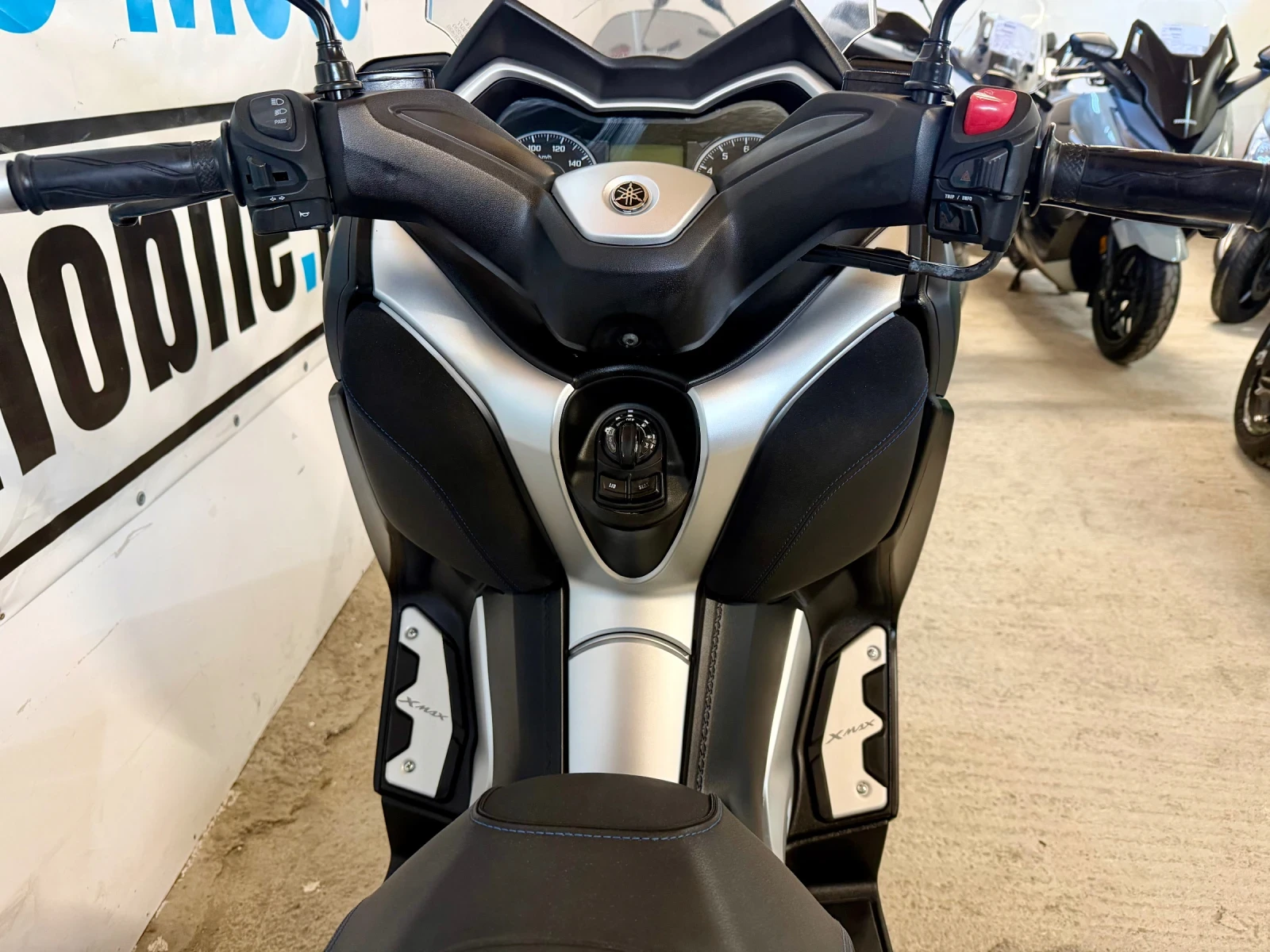 Yamaha X-max 300i ABS TECHMAX, снимка 8 - Мотоциклети и мототехника - 55327347