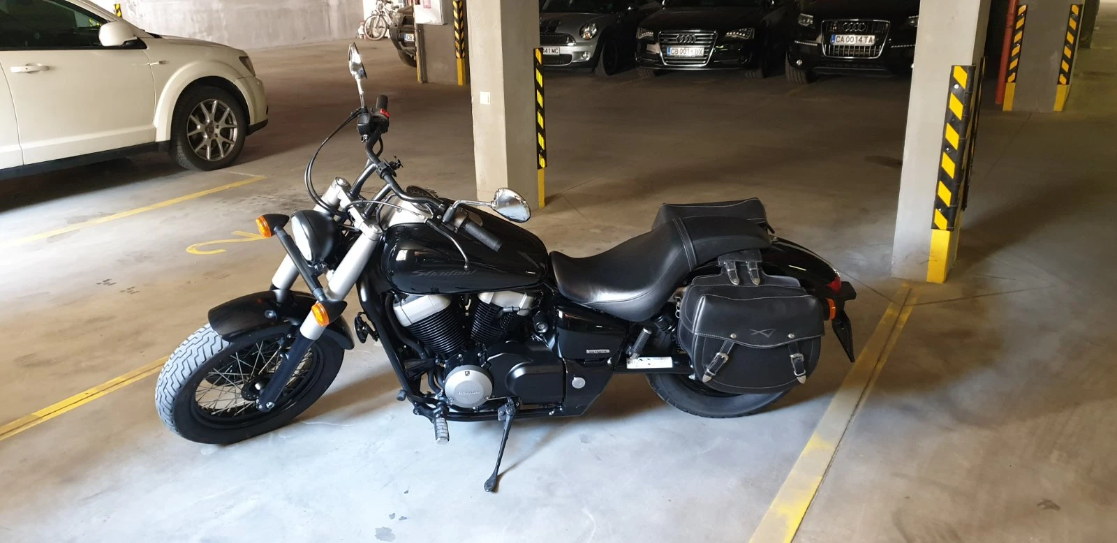 Honda Shadow Phantom, снимка 2 - Мотоциклети и мототехника - 55597852