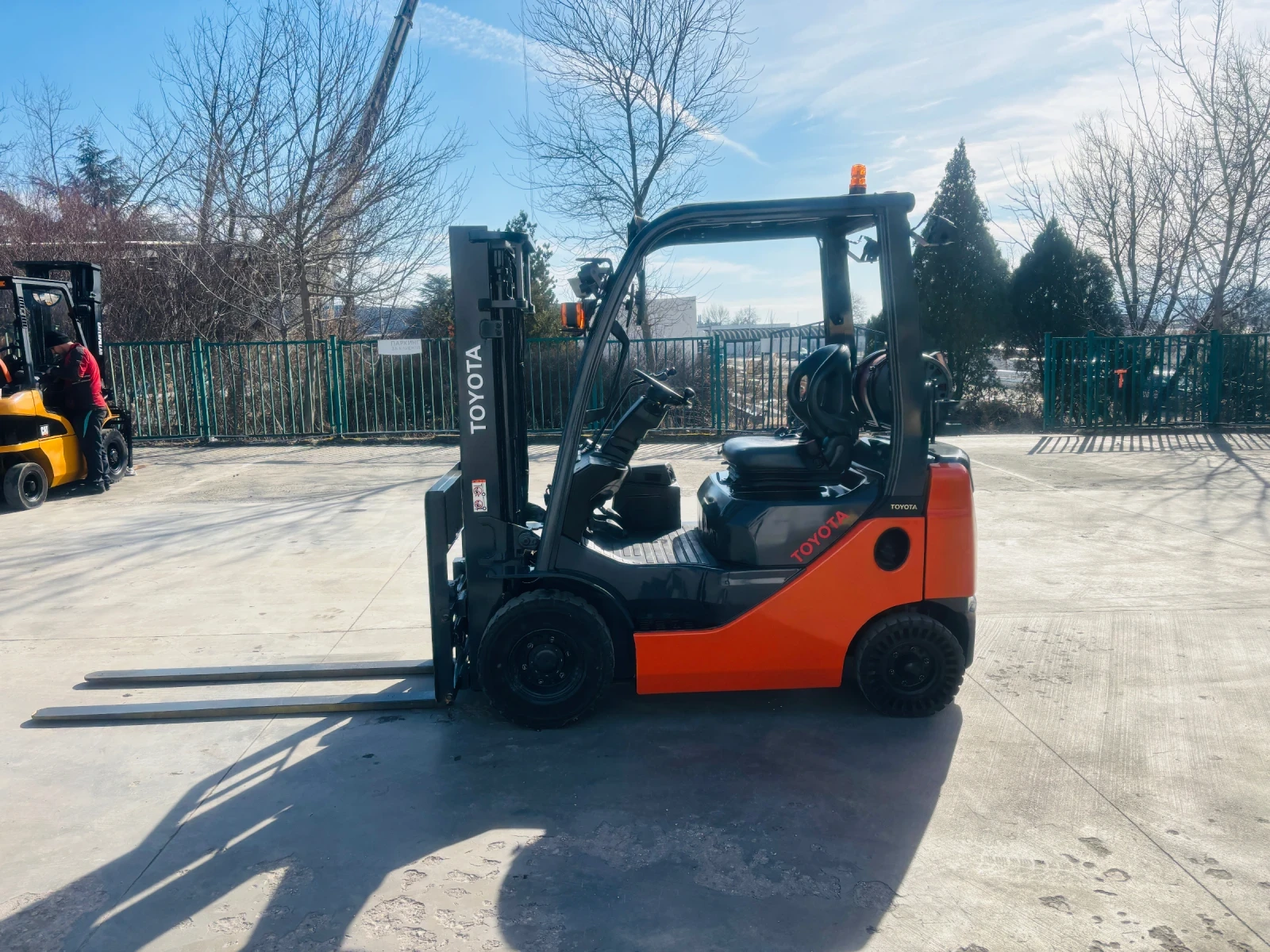 ������� Toyota �������� �����, ������� ���������� | Mobile.bg � ����������� 4