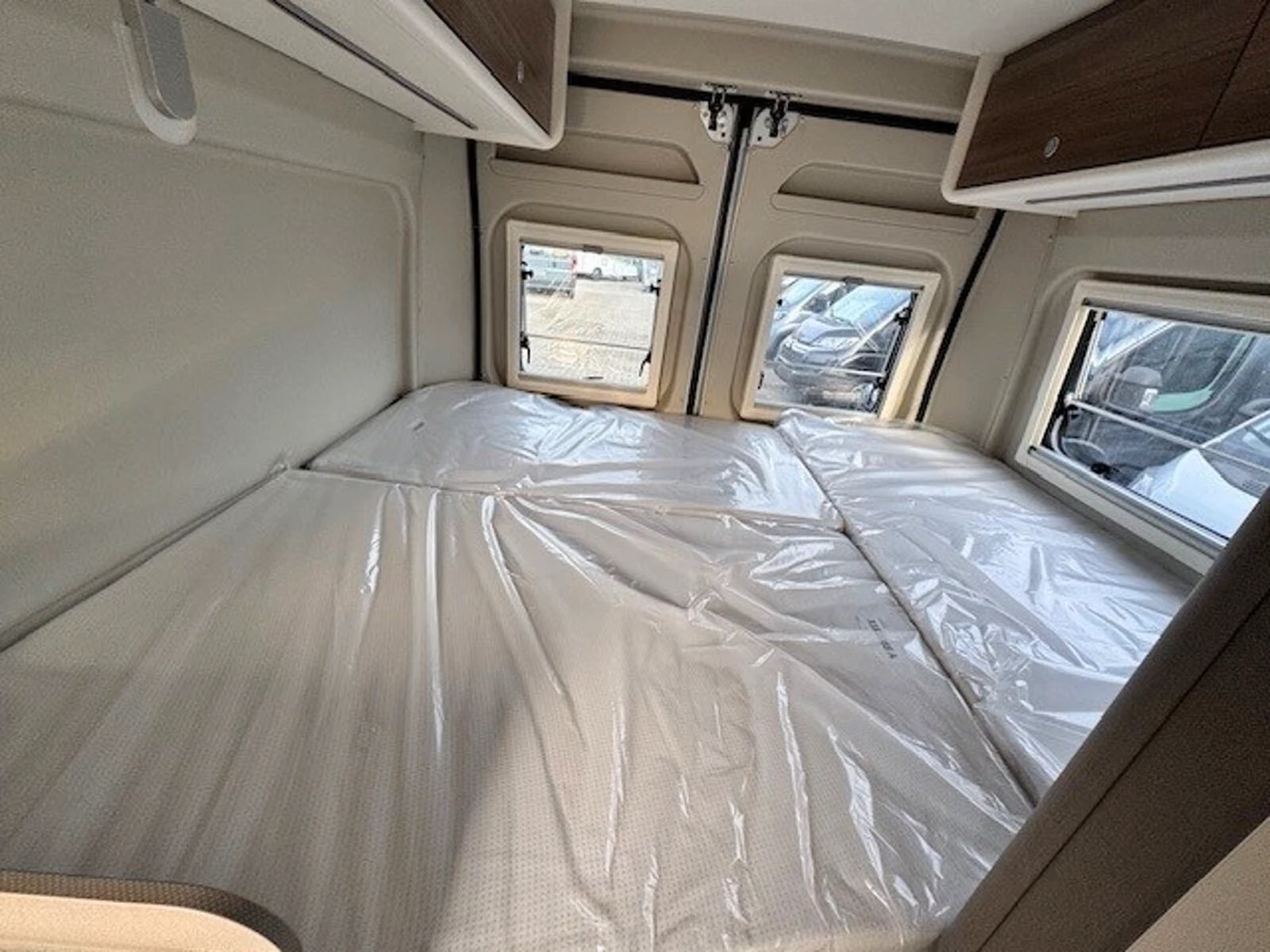 Кемпер Etrusko CV600* 1+ 1* КЛИМАТИК* , снимка 8 - Каравани и кемпери - 55637950