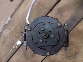 Компресор климатик за Митцубиши Аутлендър 2,4 Бензин 2009 година, снимка 2