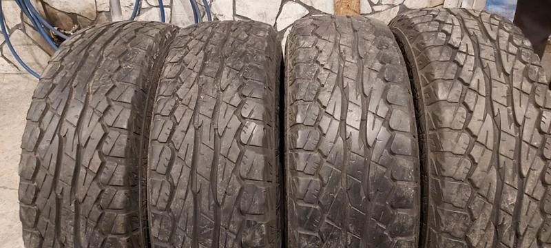 Гуми Всесезонни 245/70R16, снимка 1 - Гуми и джанти - 31457279