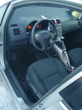 Toyota Auris, снимка 5