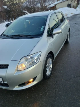 Toyota Auris, снимка 1