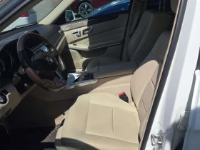 Mercedes-Benz E 300 * ПОДГРЕВ* ПАНОРАМА* KEYLESS* NAVI* , снимка 7