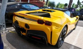 Ferrari SF 90 Stradale 4.0 V8 Plug-in Hybrid, снимка 2