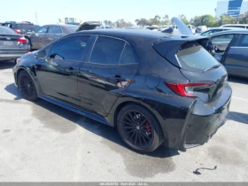 Toyota Corolla GR* PREMIUM PLUS* ALCANTARA* ПОДГРЕВ* КАМЕРА* NAVI, снимка 3