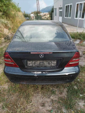 Mercedes-Benz C 220 НА ЧАСТИ, снимка 2