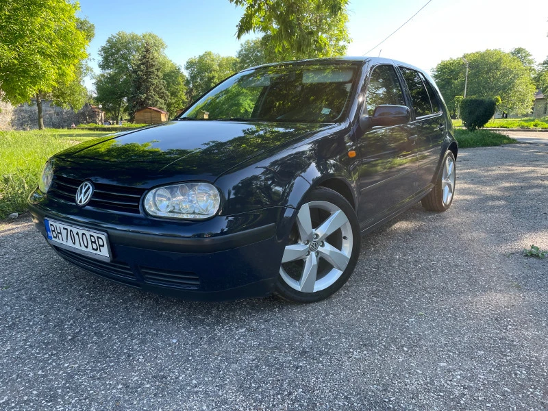 VW Golf Бензин-Газ, снимка 1 - Автомобили и джипове - 48160691