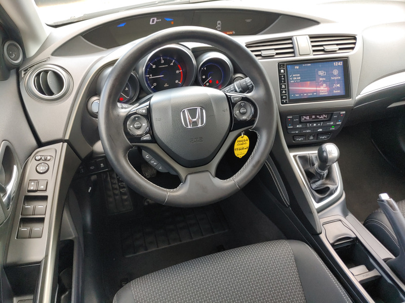 Honda Civic 1.6d-Има видеоклип към обявата!, снимка 8 - Автомобили и джипове - 46244265