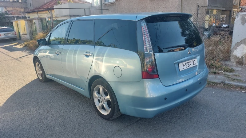 Mitsubishi Grandis Бензин-ръчка, снимка 9 - Автомобили и джипове - 47438307