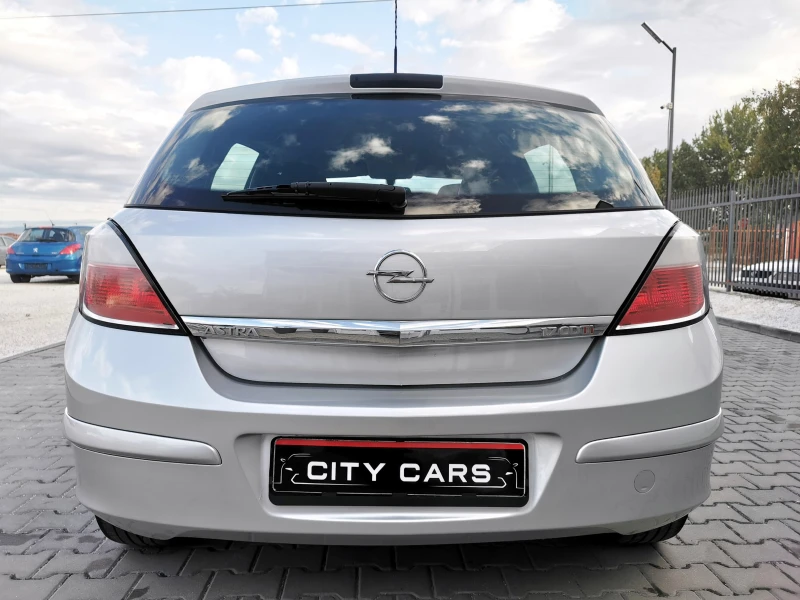 Opel Astra 1.7 CDTI, снимка 8 - Автомобили и джипове - 47555453