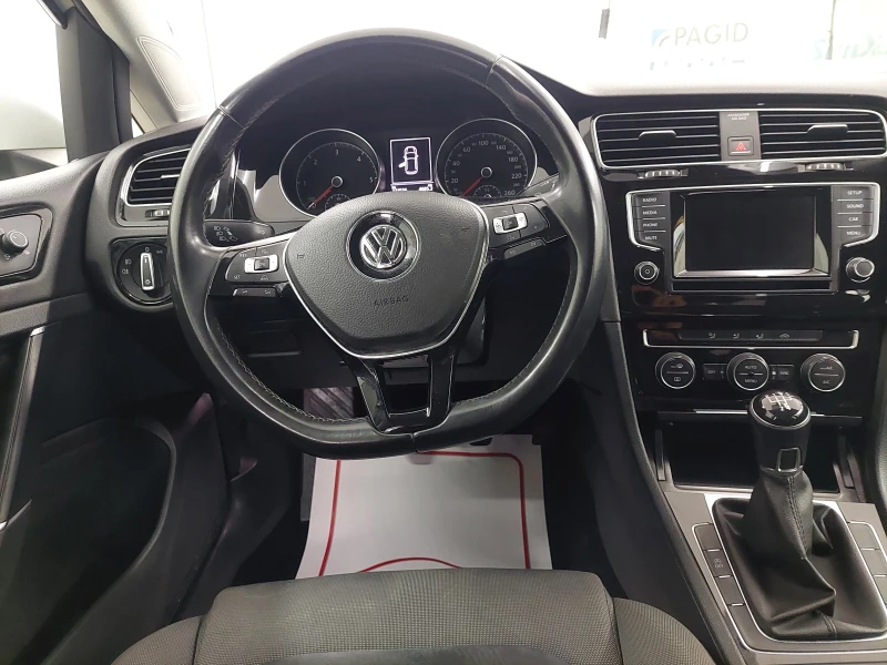 VW Golf 1.6 tdi EURO 6, снимка 8 - Автомобили и джипове - 48997986