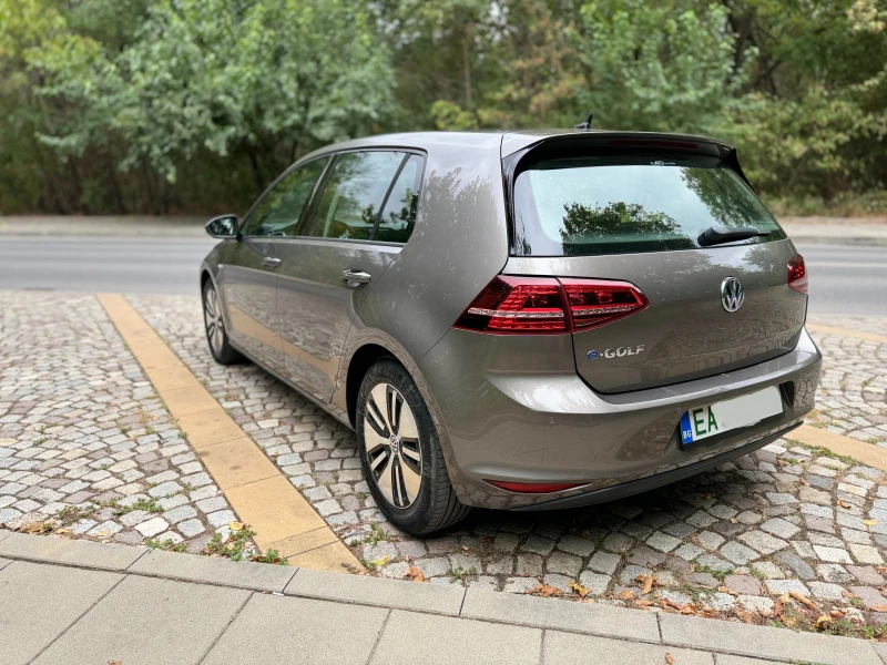 VW Golf E-Golf, снимка 7 - Автомобили и джипове - 51480157