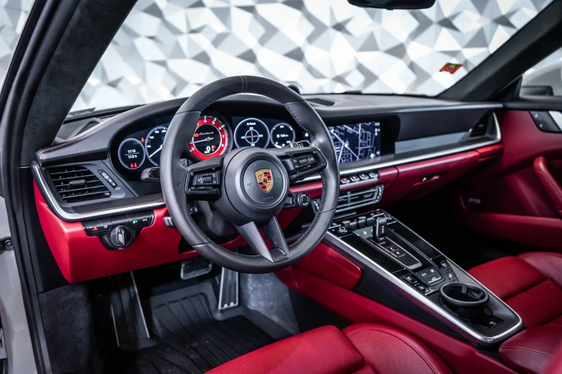 Porsche 911 Turbo S* Lift* SportChrono* Pano* Bose* Лизинг, снимка 8 - Автомобили и джипове - 50845742